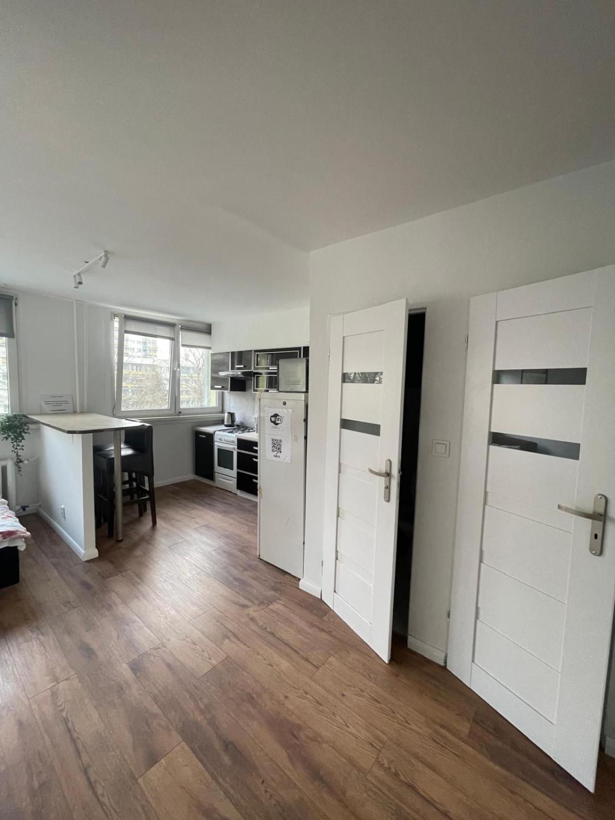 Jelenia Apartment Вроцлав Екстериор снимка